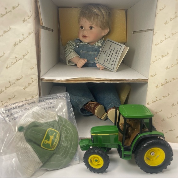 John Deere Johnny Porcelain Doll Danbury MintComplete Tractor Set w Box